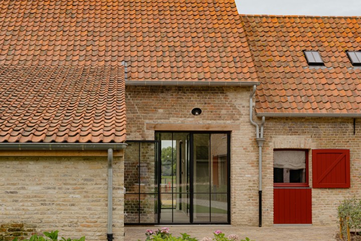 Entrance of Watersnip holiday home in Damme